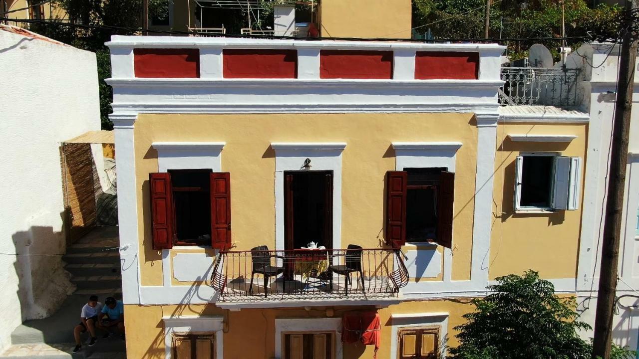 Villa Pitini Сими Экстерьер фото