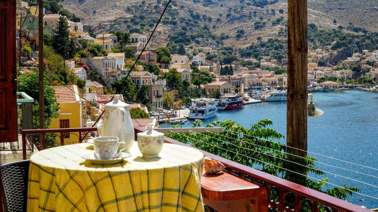 Villa Pitini Сими Экстерьер фото